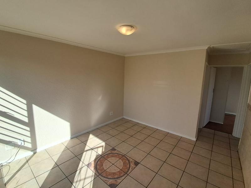 To Let 2 Bedroom Property for Rent in Peerless Park Western Cape
